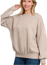 Load image into Gallery viewer, Evelyn Sweatshirt
